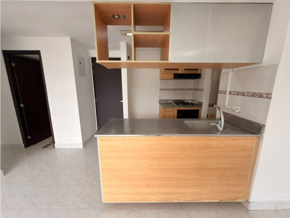 Arriendo apartamento Loma de los Bernal — foto 4