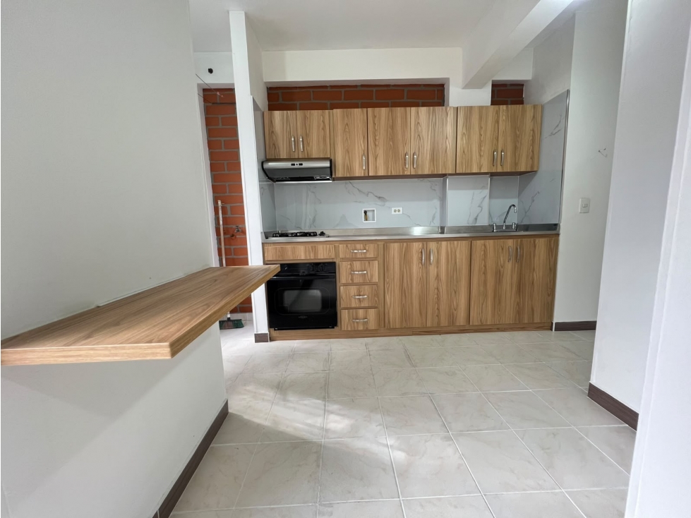 APARTAMENTO EN ARRIENDO ALTO DE LAS FLORES -SABANETA
