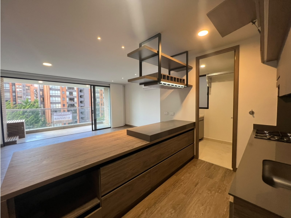 ARRIENDO APARTAMENTO POBLADO -LOS BALSOS — foto 3