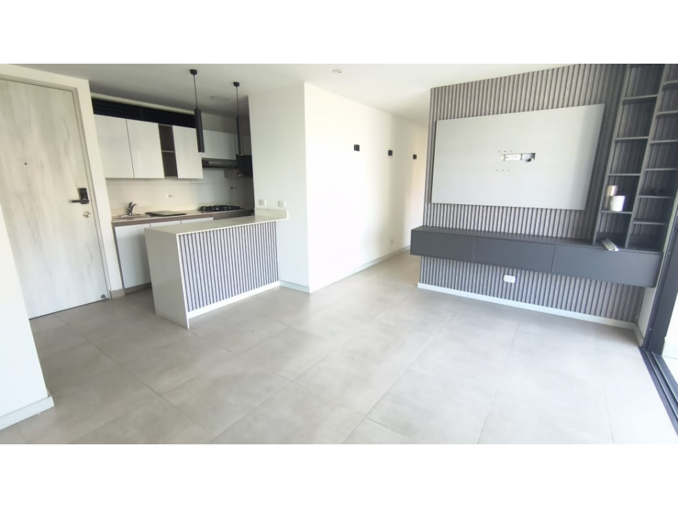 ARRIENDO APARTAMENTO POBLADO CASTROPOL — foto 2