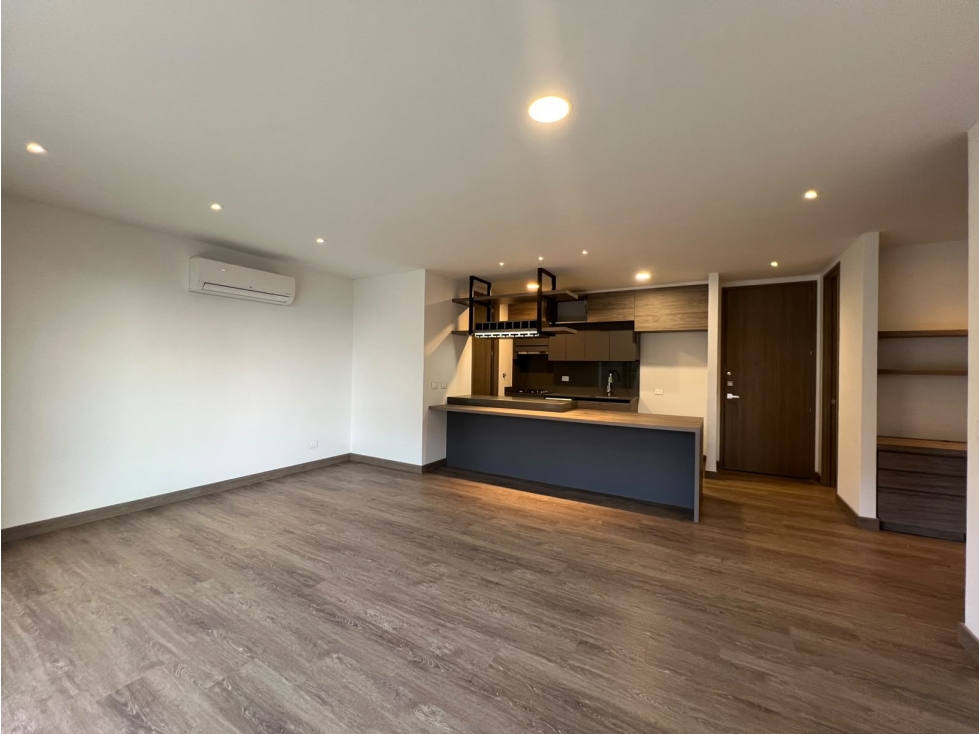 ARRIENDO APARTAMENTO POBLADO -LOS BALSOS — foto 2