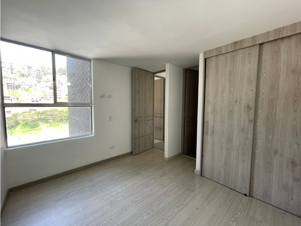 Arriendo apartamento Loma de los Bernal — foto 6