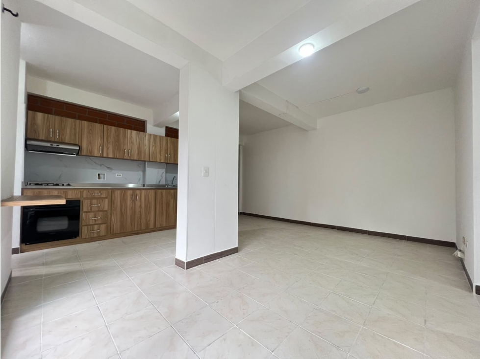 APARTAMENTO EN ARRIENDO ALTO DE LAS FLORES -SABANETA — foto 3