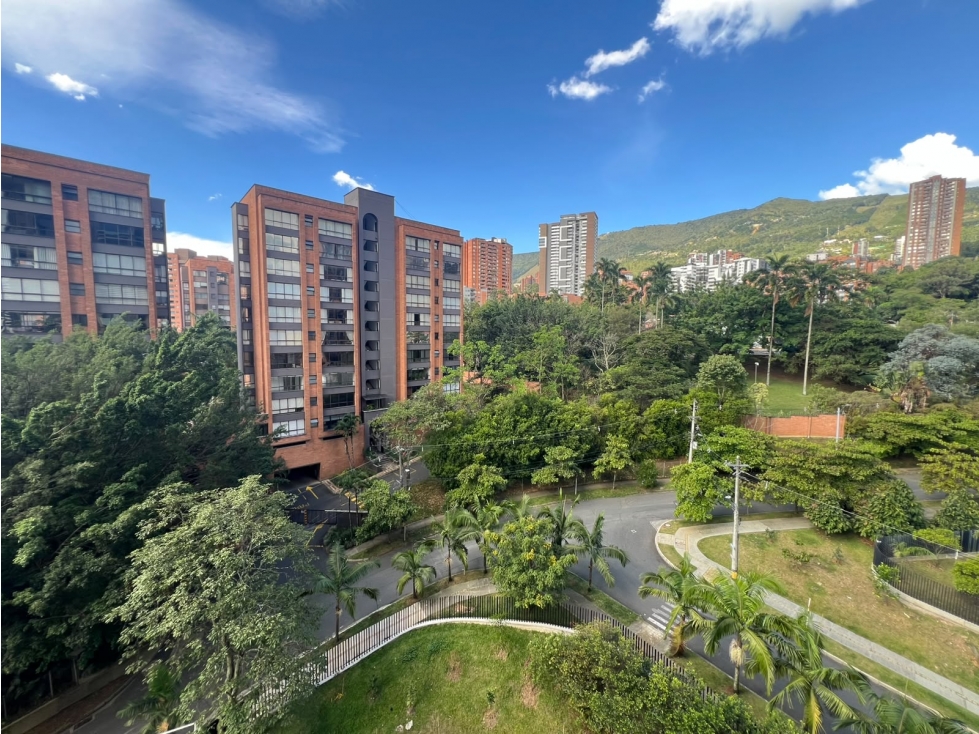 ARRIENDO APARTAMENTO POBLADO -LOS BALSOS — foto 4
