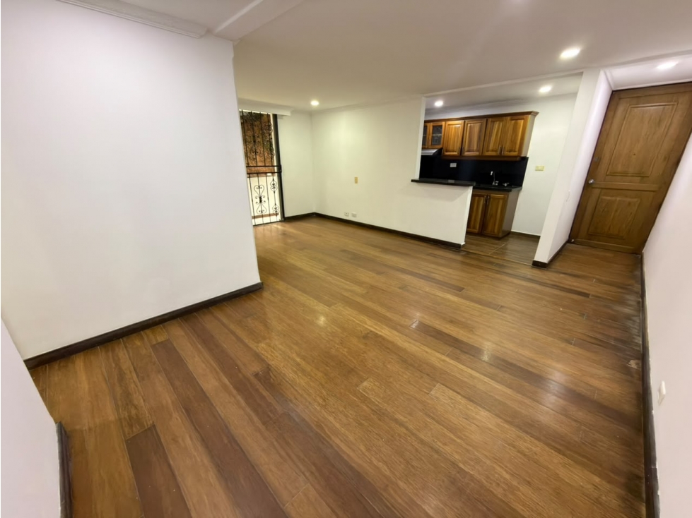 Arriendo apartamento Loma de los Bernal