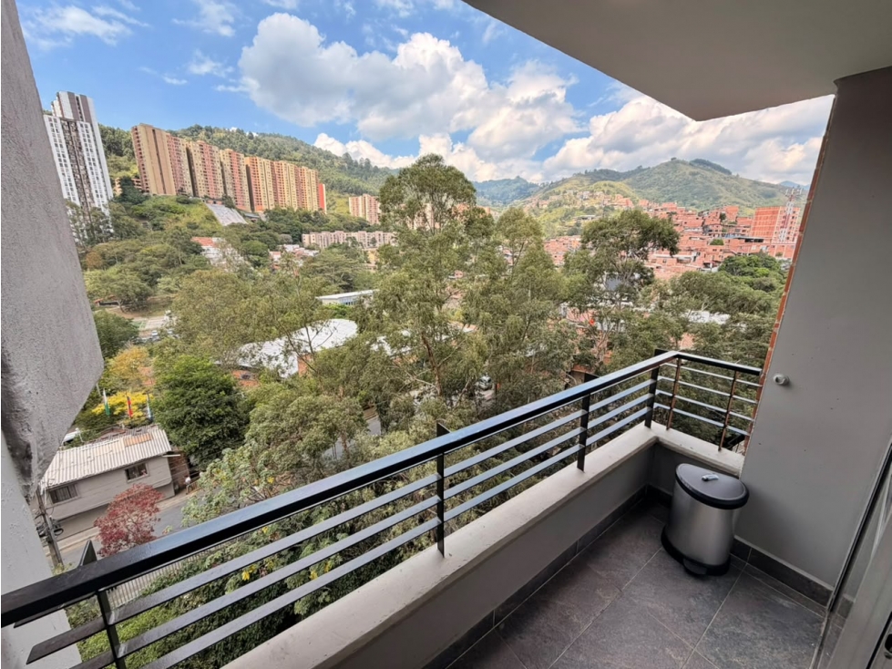 Arriendo Apartamento Rodeo Alto — foto 2