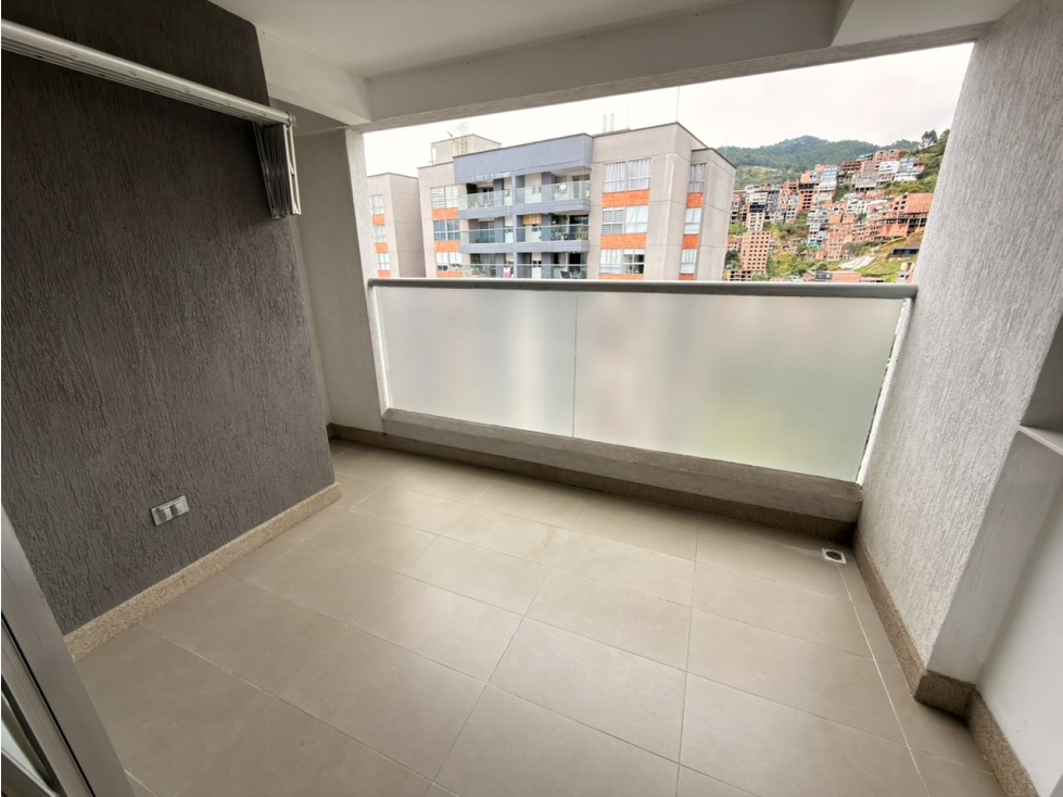 Arriendo apartamento Loma de los Bernal — foto 6