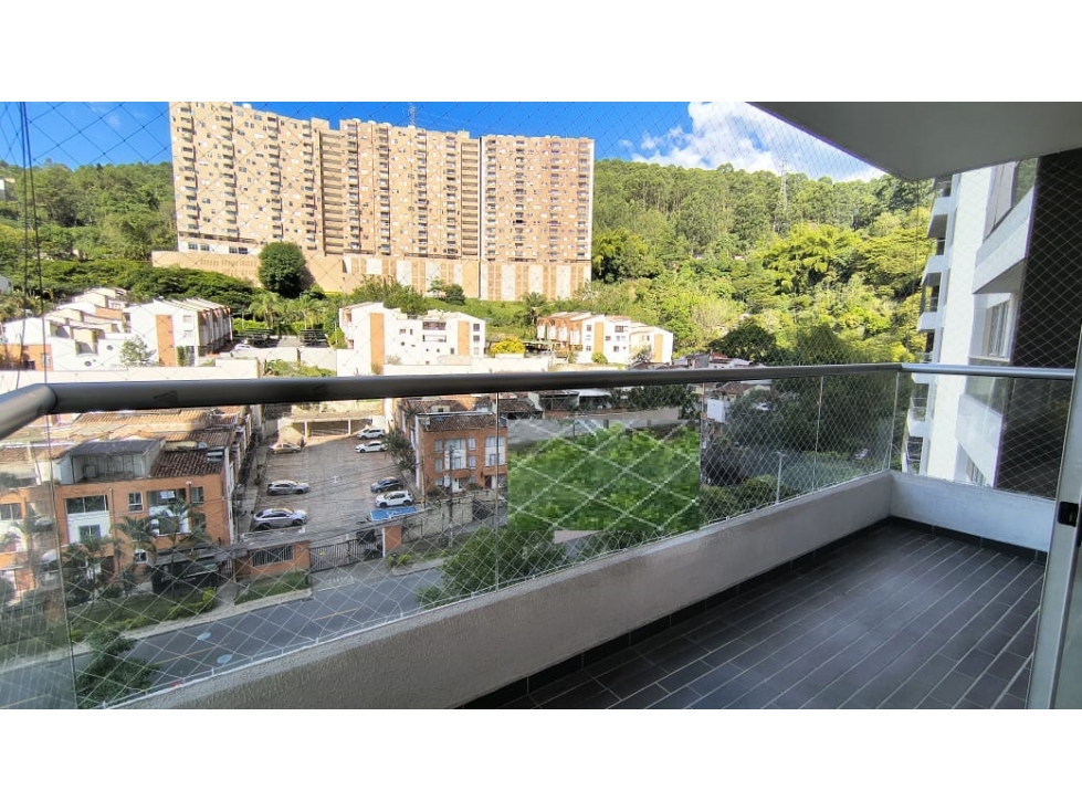 ARRIENDO APARTAMENTO LOMA DEL INDIO — foto 4