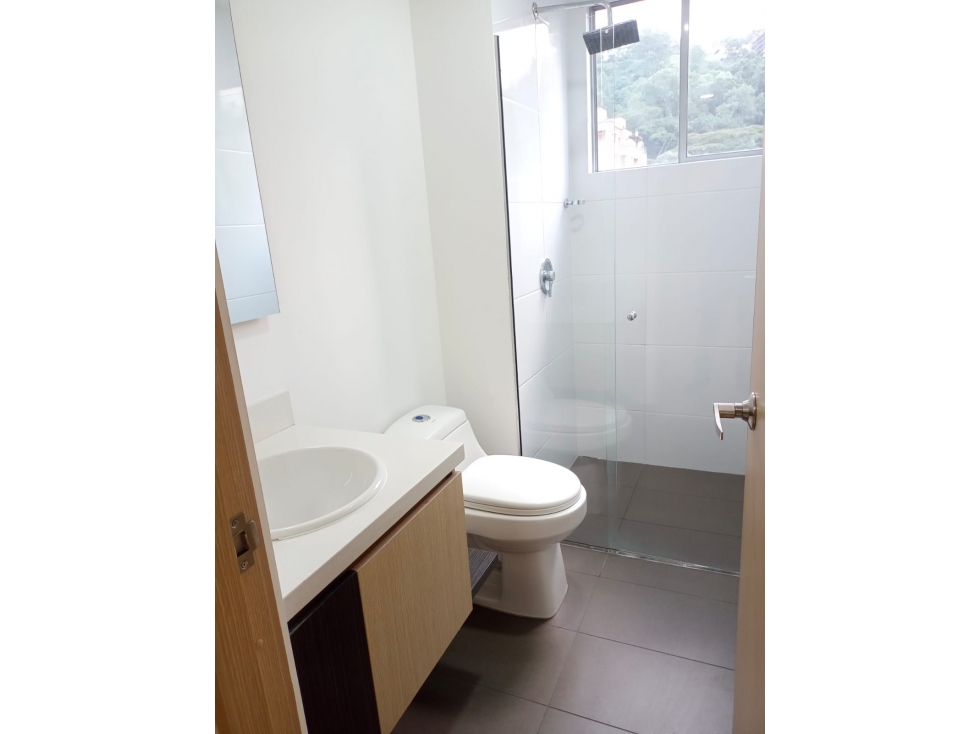 APARTAMENTO EN ARRIENDO EN CASTROPOOL — foto 6