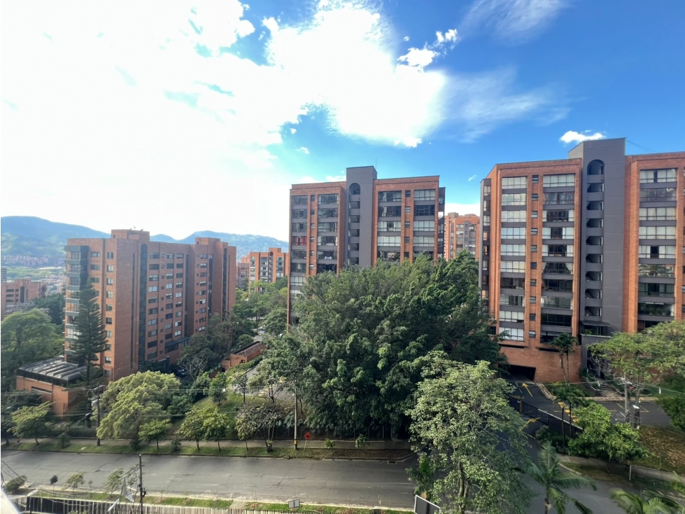 ARRIENDO APARTAMENTO POBLADO -LOS BALSOS — foto 6