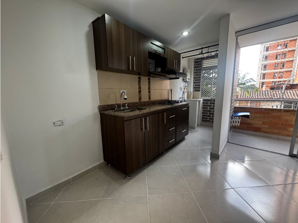 Apto en arriendo en La Floresta — foto 4