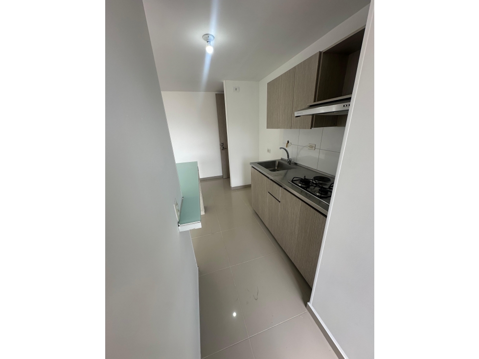 RENTO APARTAMENTO EN SABANETA PARTE PLANA — foto 3