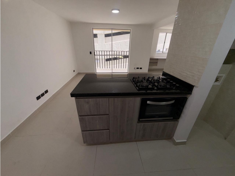 APARTAMENTO EN SABANETA SECTOR MARIA AUXILIADORA — foto 2
