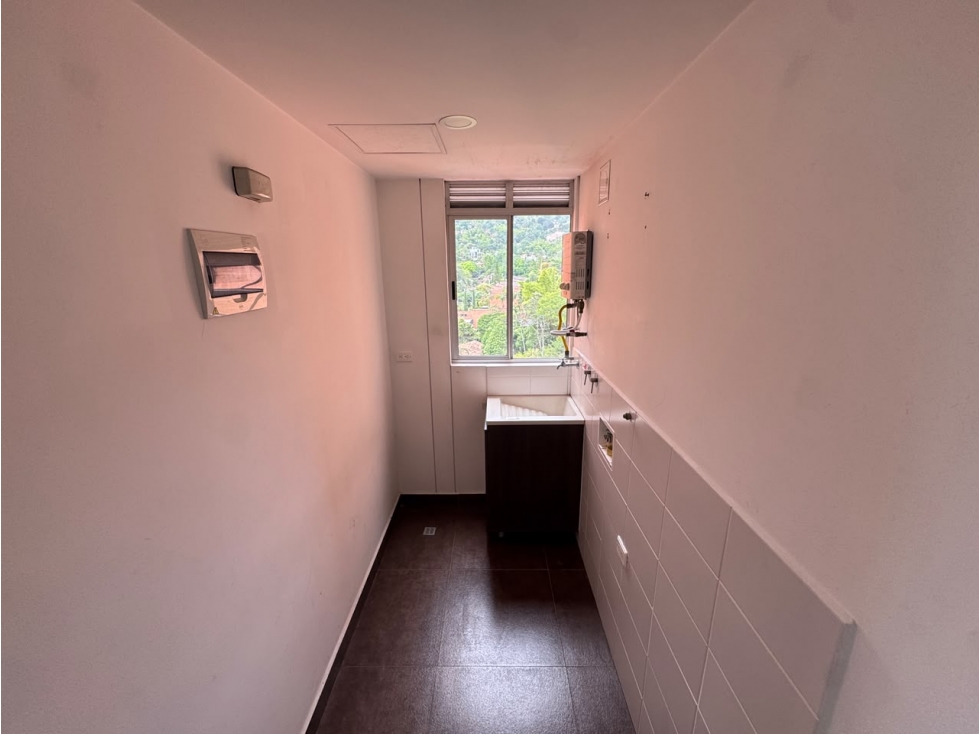 APARTAMENTO EN RENTA LOMA DEL ESMERALDAL. ENVIGADO — foto 3