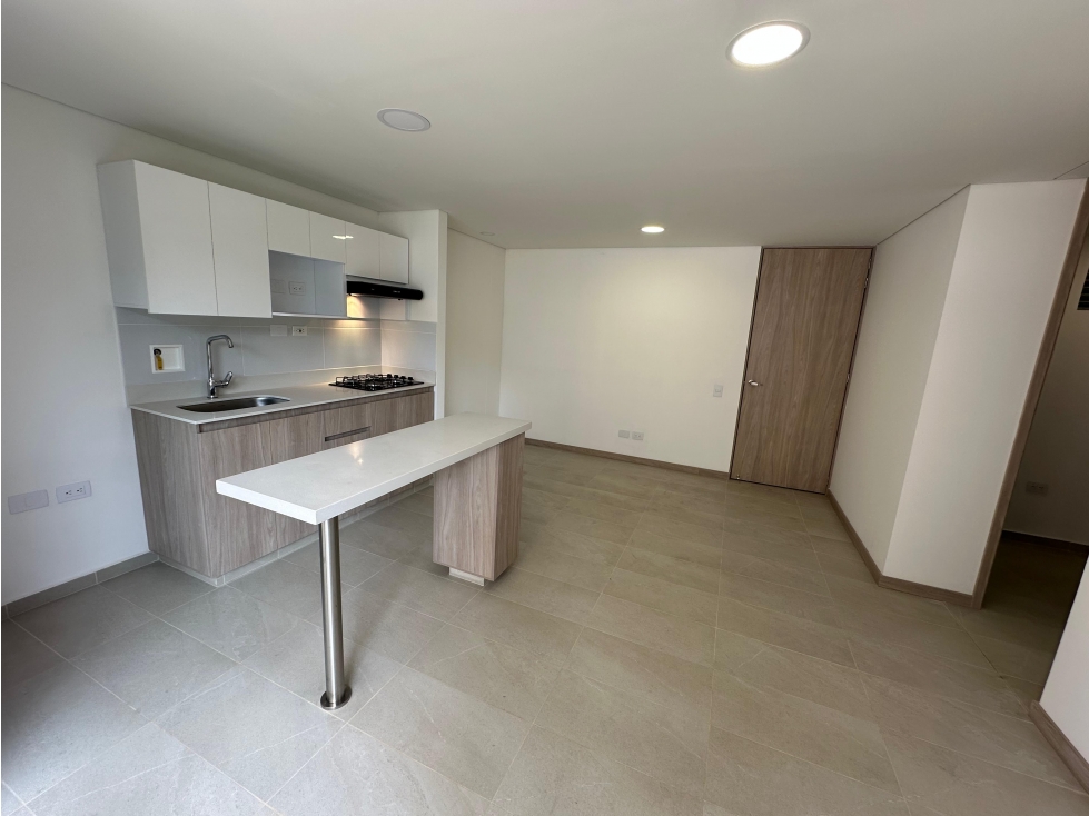 RENTO APARTAMENTO PARA ESTRENAR EN SABANETA
