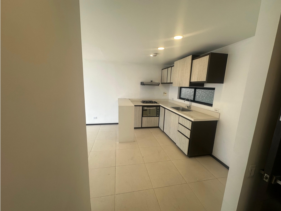 RENTO APARTAMENTO EN SABANETA UNIDAD VENTUM
