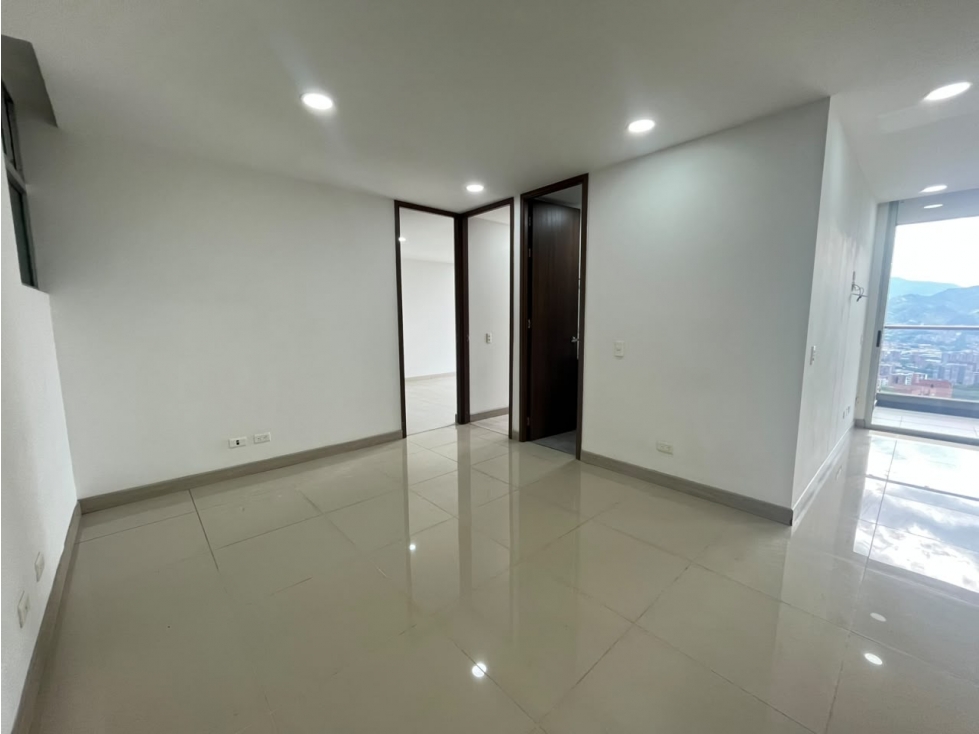 ARRIENDO APARTAMENTO ENVIGADO-ESMERALDAL — foto 3