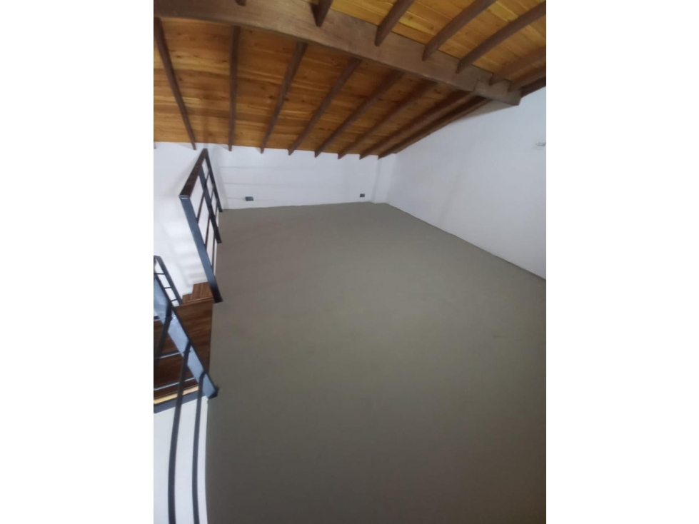 Apartamento duplex en arriendo en barrio cristobal — foto 4