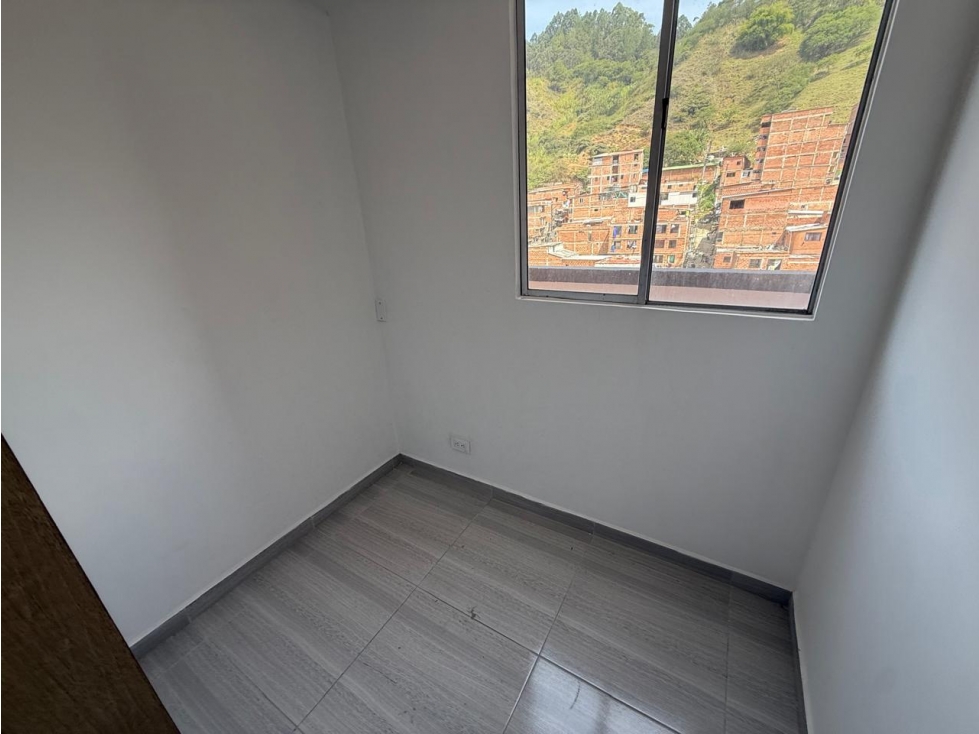 SE ARRIENDA APARTAMENTO SECTOR BELLO LA GABRIELA — foto 4