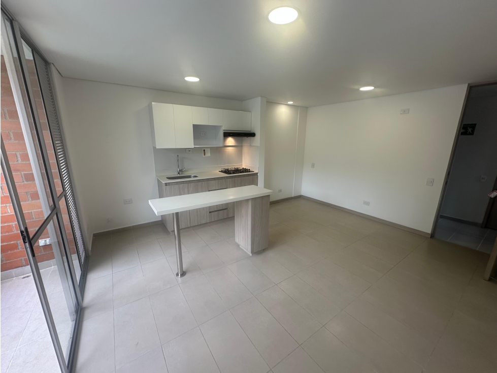 RENTO APARTAMENTO EN SABANETA UNIDAD ECOH — foto 3