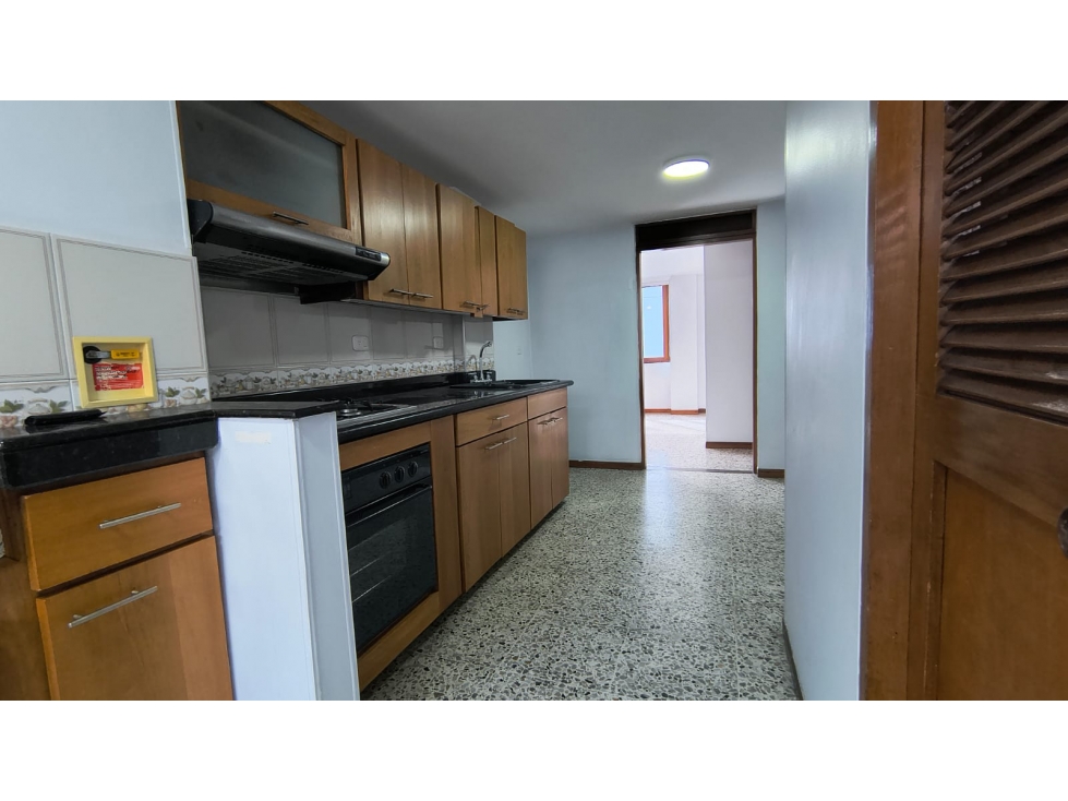ARRIENDO APARTAMENTO POBLADO- LAS VEGAS — foto 5