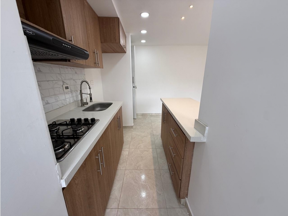 APARTAMENTO EN ARRIENDO CALASANZ — foto 4