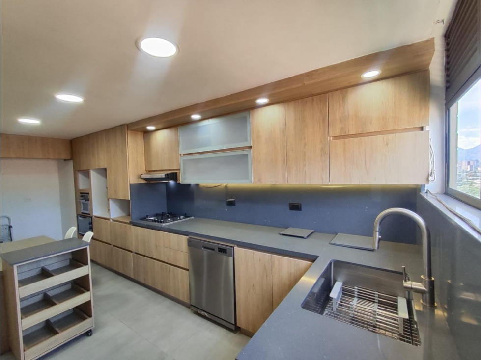 EN RENTA ENVIGADO APARTAMENTO DUPLEX LAS VEGAS