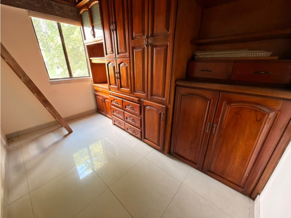 Arriendo Apartamento En La Mota — foto 3