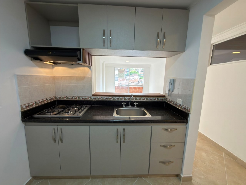 Apartamento en arriendo Laureles, Medellin — foto 3