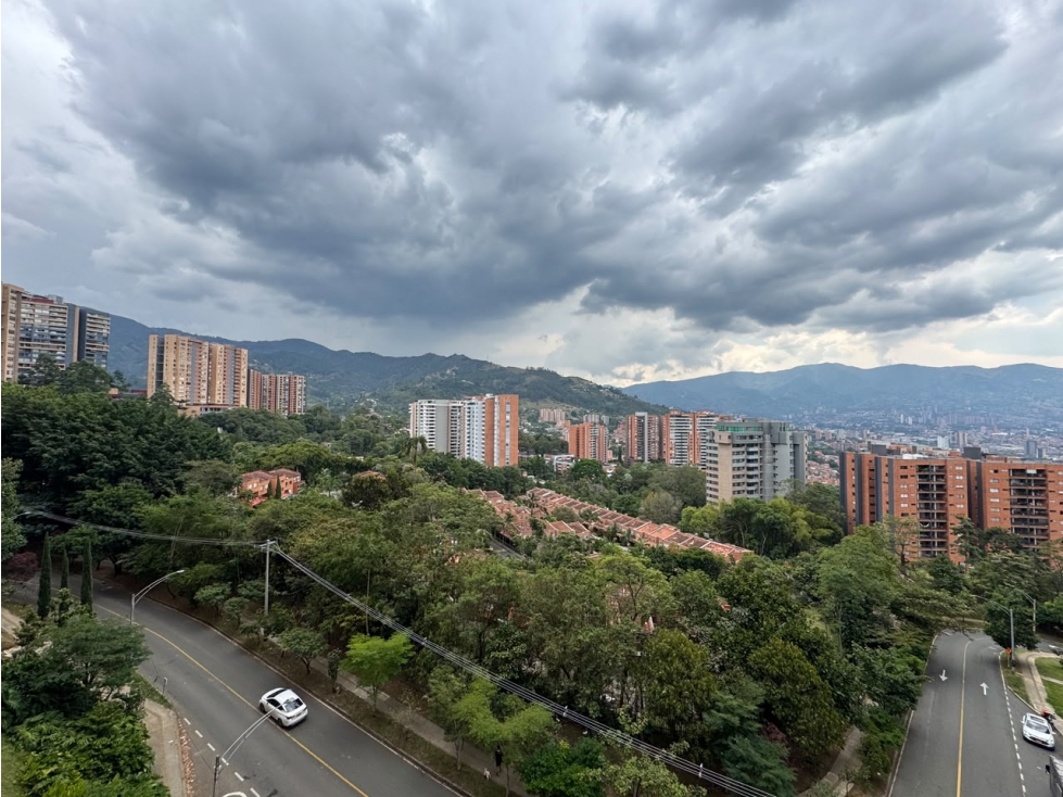 Apartamento en renta ENVIGADO LOMA DEL ESCOBERO — foto 2