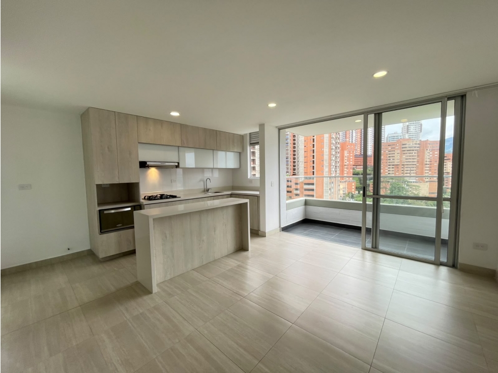 APARTAMENTO EN ARRIENDO EL CARMELO SABANETA PARTE ALTA
