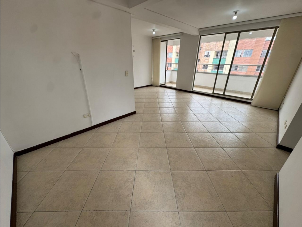 Arriendo apartamento Loma de los Bernal — foto 5