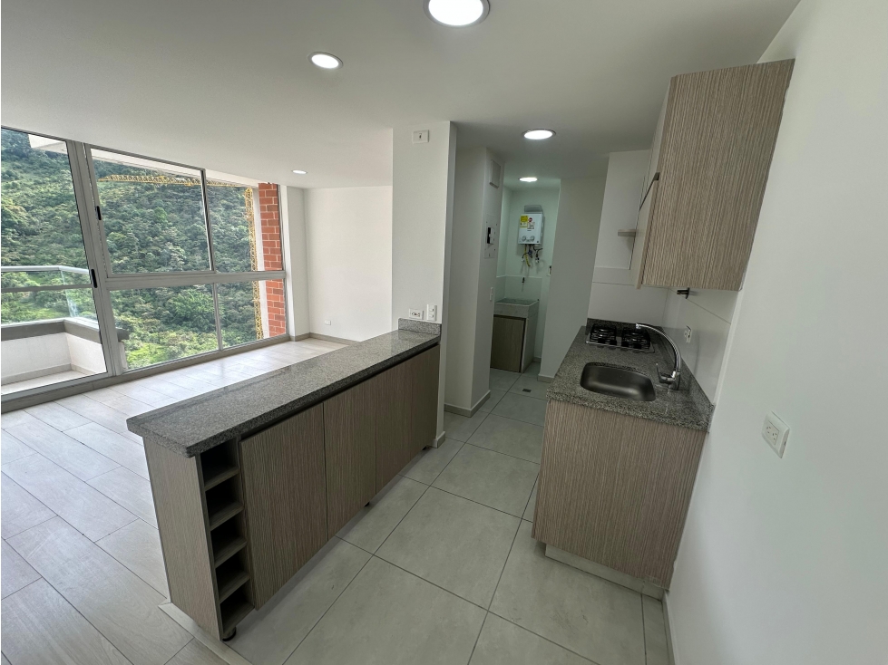 RENTO APARTAMENTO EN SABANETA UNIDAD PRIMEIRO — foto 4