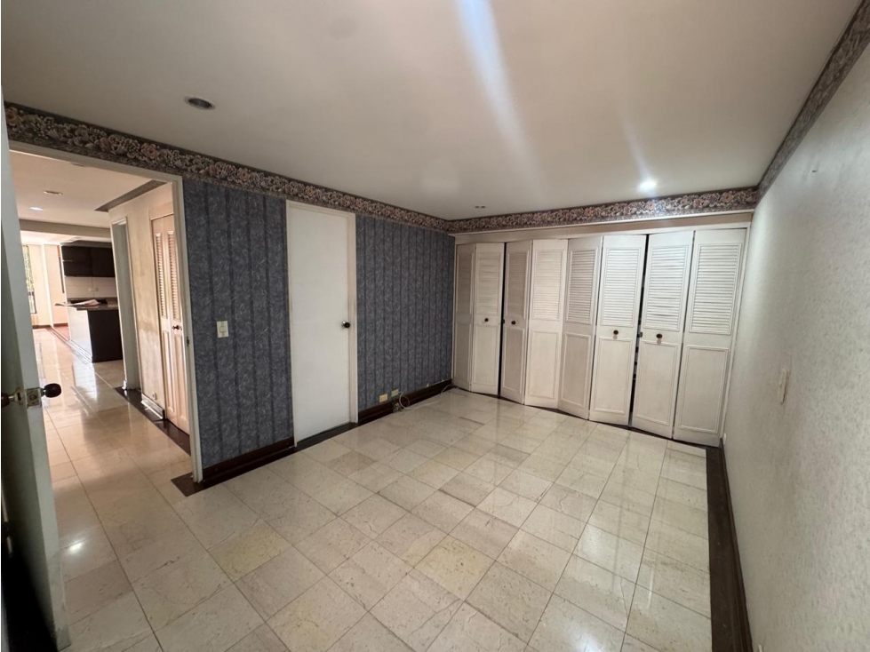 APARTAMENTO EN ARRIENDO POBLADO — foto 5