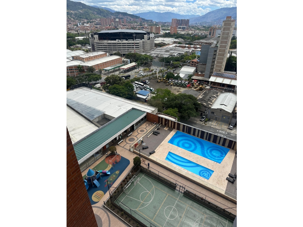 RENTO APARTAMENTO EN SABANETA PARTE PLANA — foto 4