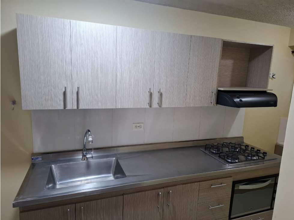 RENTO APARTAMENTO EN SABANETA PARTE PLANA — foto 2