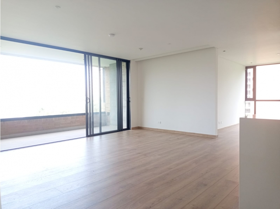 ARRIENDO APARTAMENTO ALTO DEL POBLADO — foto 5