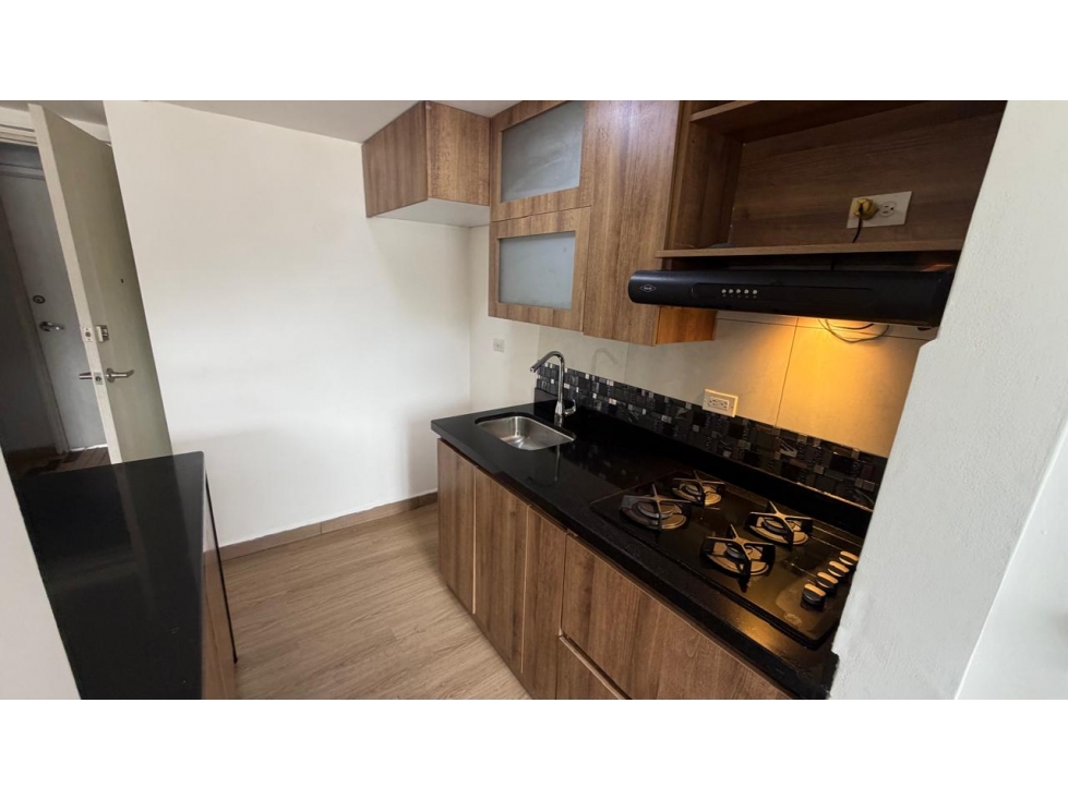 APARTAMENTO EN ARRIENDO LOMA SAN JOSE -SABANETA — foto 4