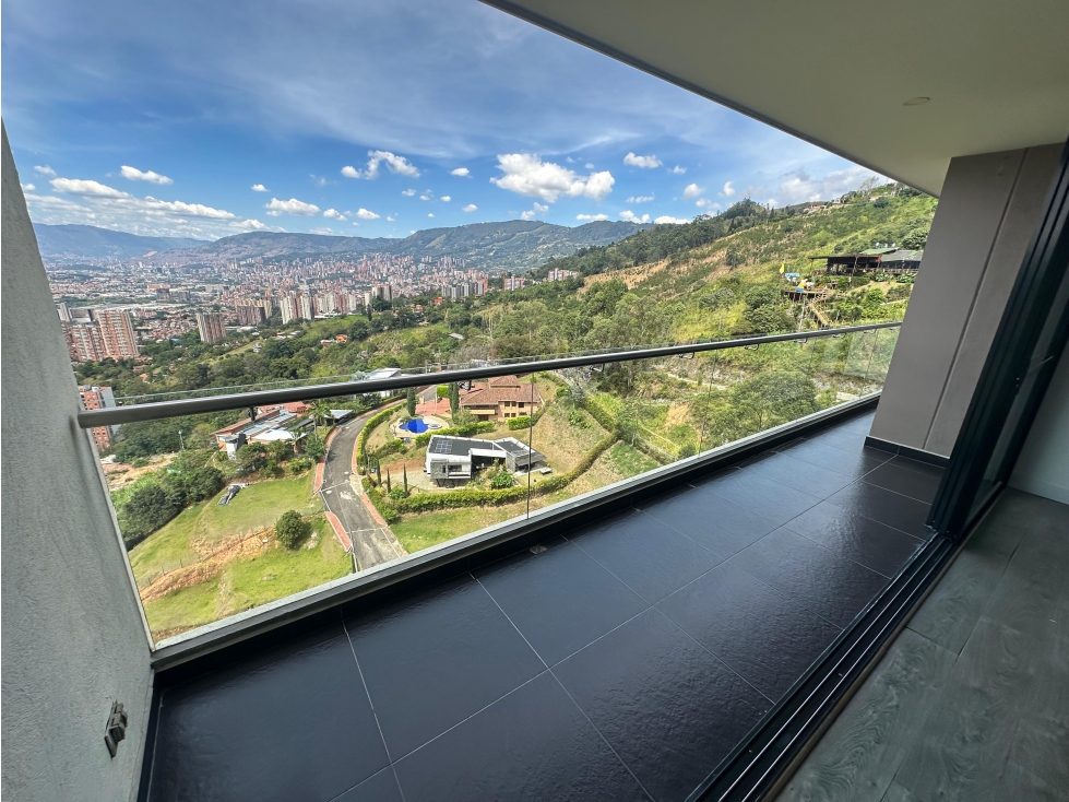 RENTO APARTAMENTO EN SABANETA PARTE ALTA CON EXCELENTE VISTA — foto 4