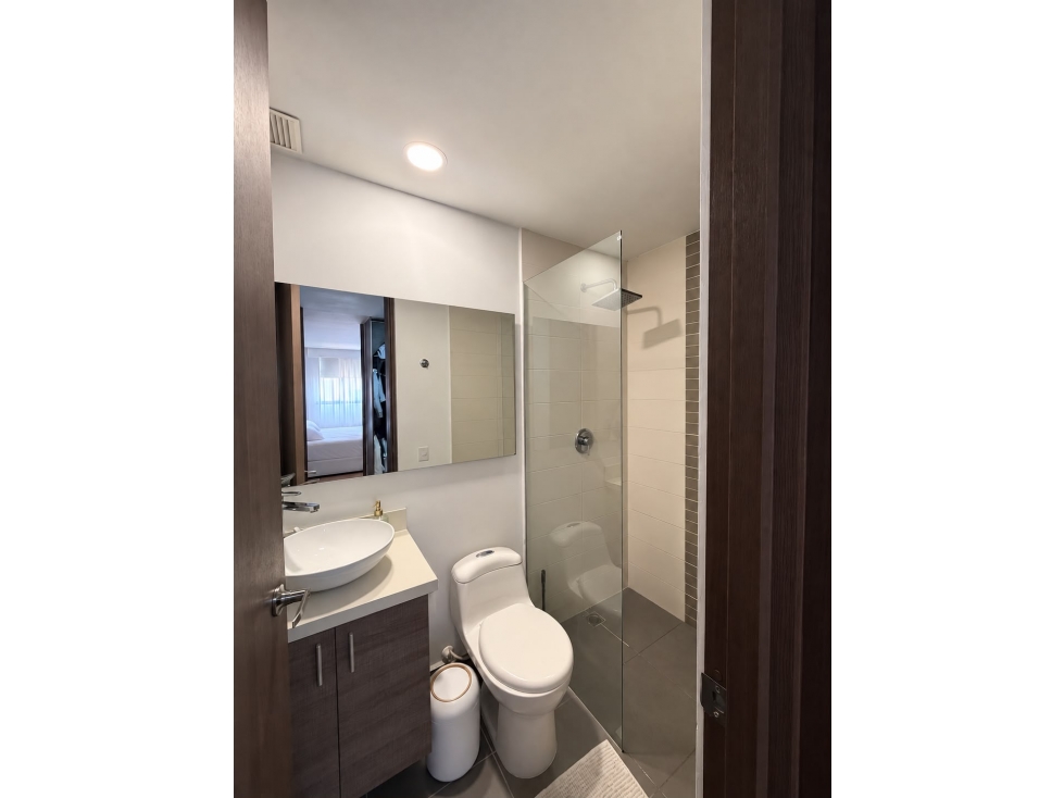 Apartamento en renta ENVIGADO LOMA DEL ESCOBERO — foto 4