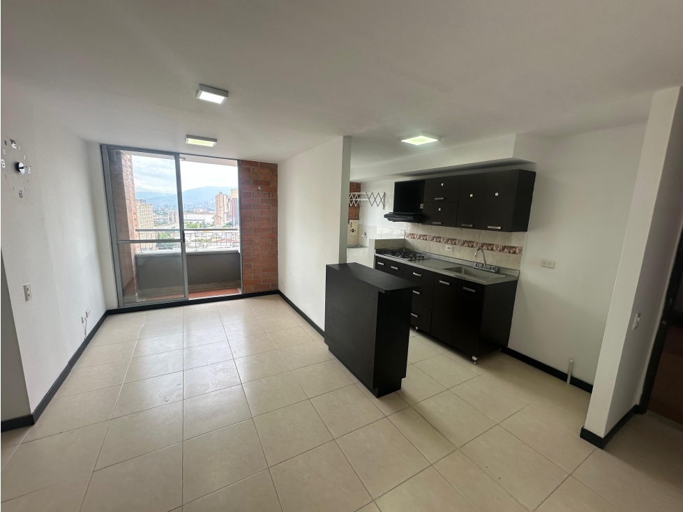 RENTO APARTAMENTO EN SABANETA PARTE PLANA — foto 2