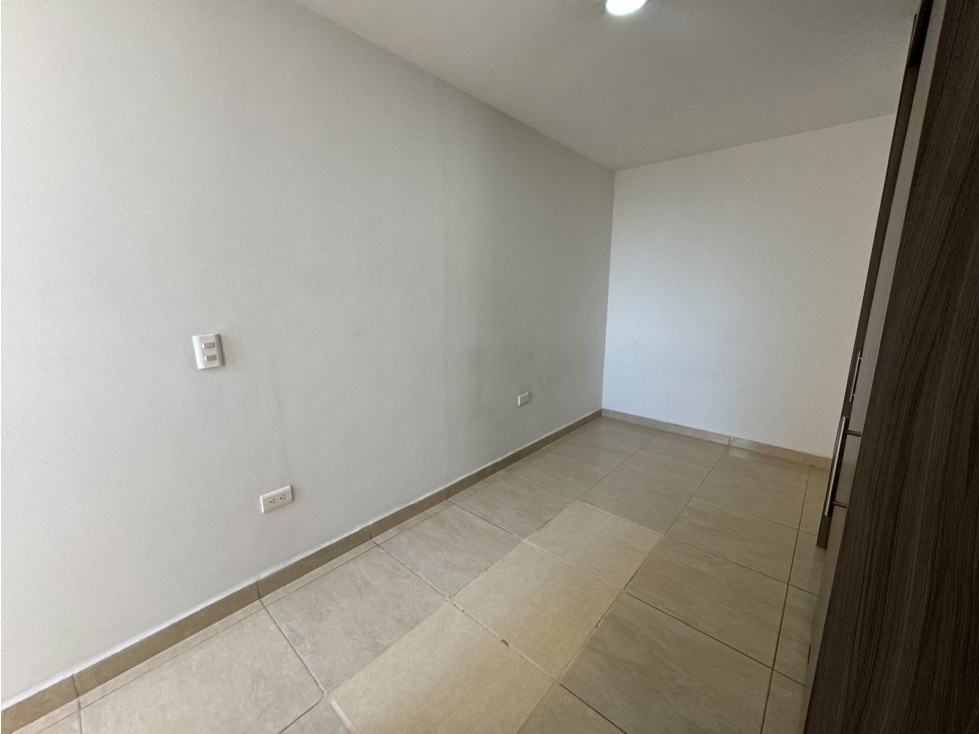 Apartamento en arriendo en Calasanz parte baja — foto 4