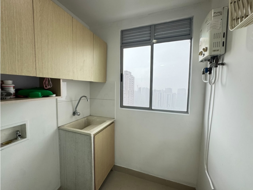 ARRIENDO APARTAMENTO EN CASTROPOL - 4