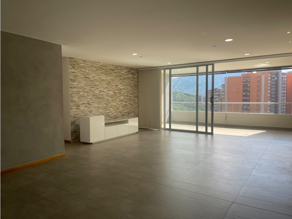ARRIENDO APARTAMENTO ENVIGADO-LAS BRUJAS