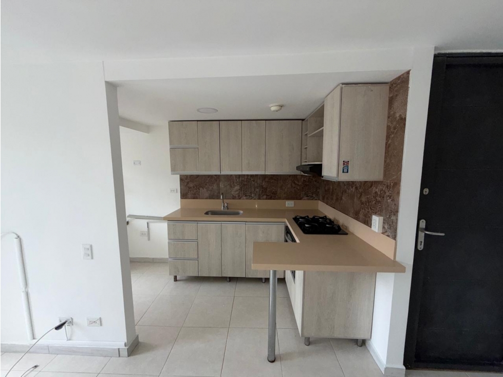 APARTAMENTO EN ARRIENDO EN LA DOCTORA-SABANETA — foto 3