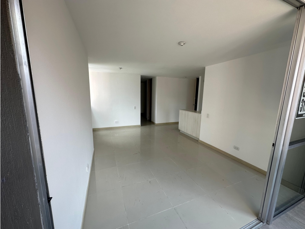 RENTO APARTAMENTO EN SABANETA PARTE PLANA — foto 5