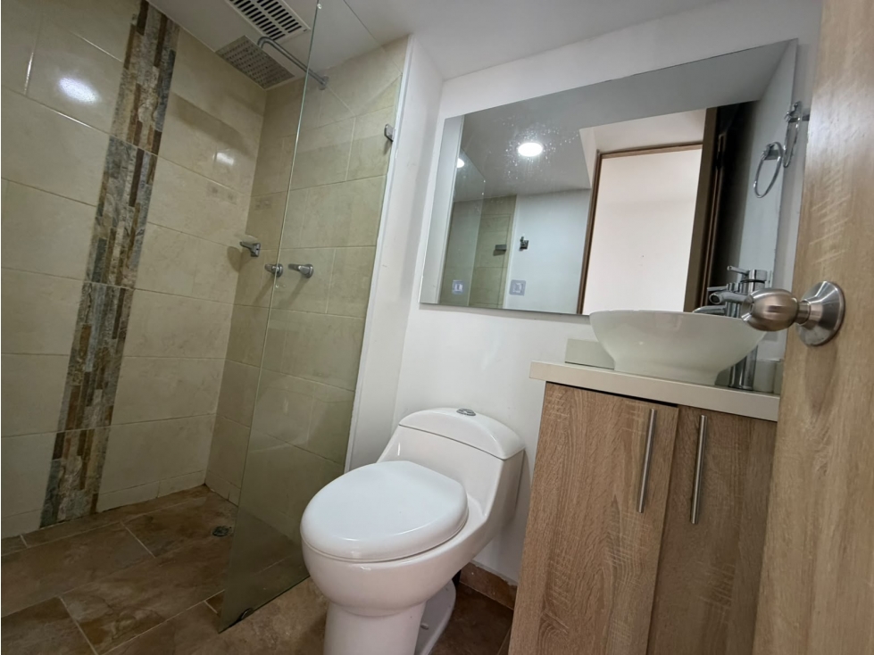 APARTAMENTO EN ARRIENDO EN LA DOCTORA-SABANETA — foto 6