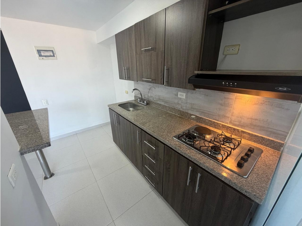 APARTAMENTO EN ARRIENDO EN LA DOCTORA-SABANETA — foto 4