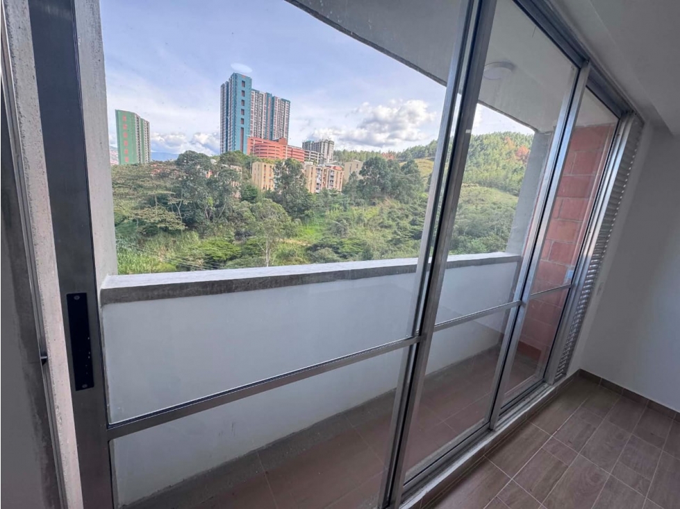 Arriendo apartamento en bello — foto 6