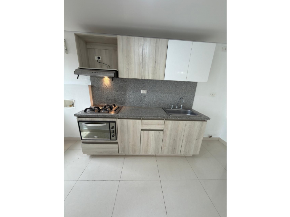 RENTO APARTAMENTO EN SABANETA PARTE PLANA — foto 4